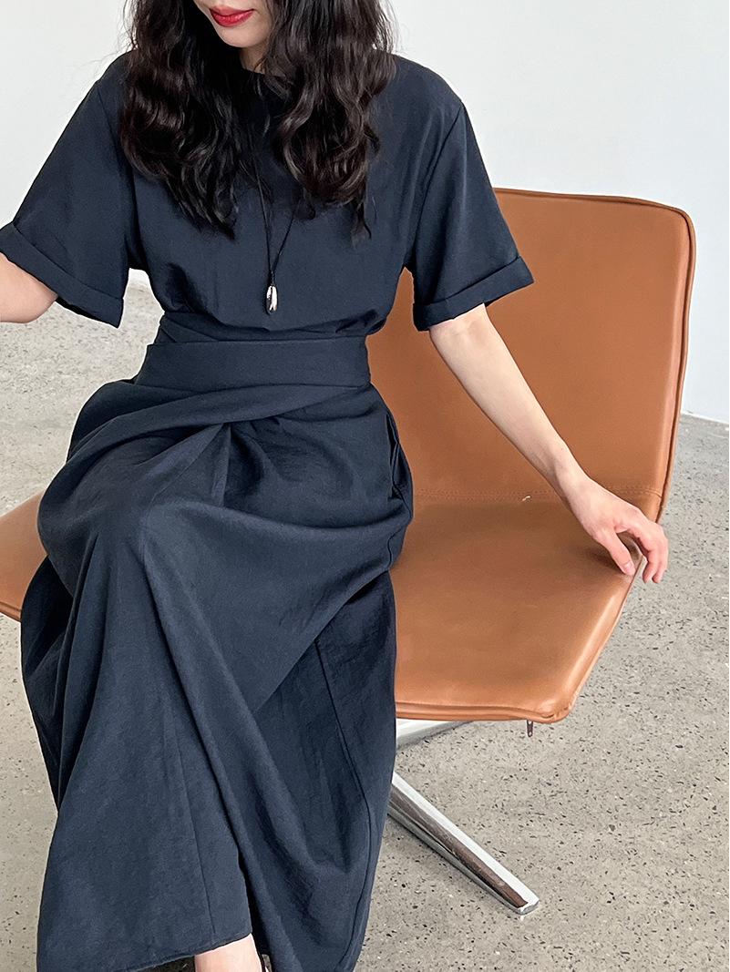 

LUXI Niche A-line Long Dress - Cross Strap, Short Sleeve, Cinched Waist, Spring/Summer New Arrival 3588. Medium