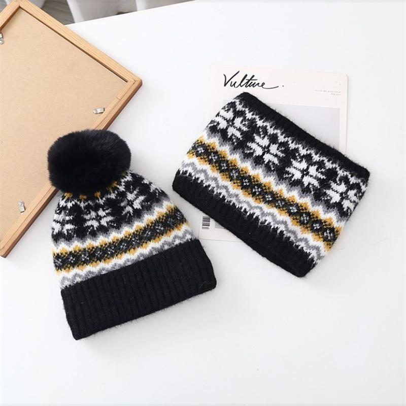 Winter Warm Knitted Hat Cycling Hat Women's Winter Wool Hat Fleece Windproof and Cold-proof Ear Protection Scarf Two-piece Set