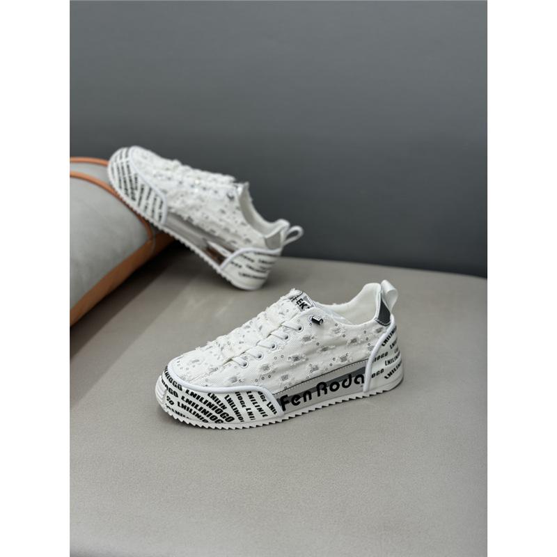 New comfortable shoes sneakers breathable and comfortable bm