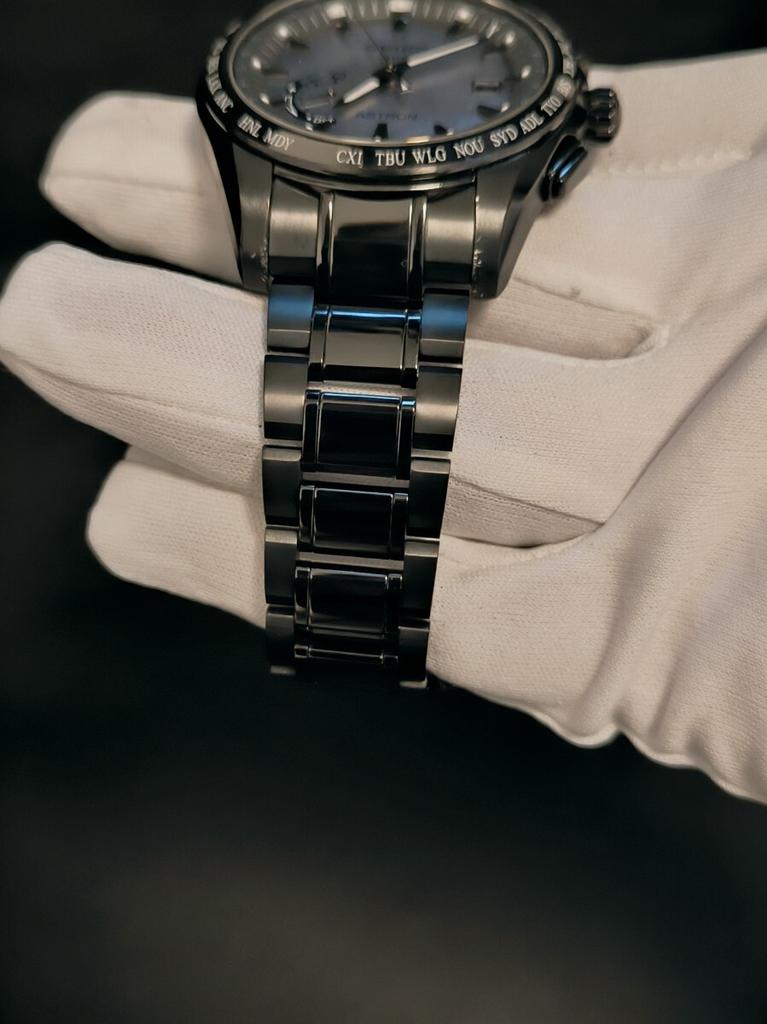 [USED]Limited Edition Astron SBXB091 SEIKO ASTRON GPS Solar Dial Excellent Condition Mother-of-Pearl