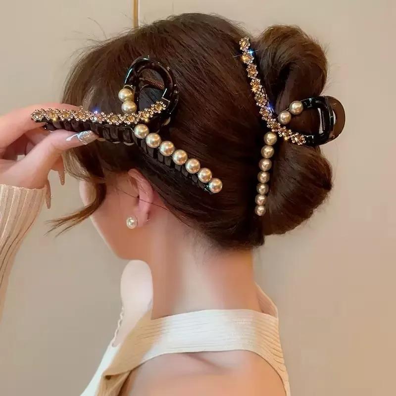 New Korean Style Pearl Rhinestone Hair Clips for Women Fashion Shark Clip Girls Hair Jewelry Accessories