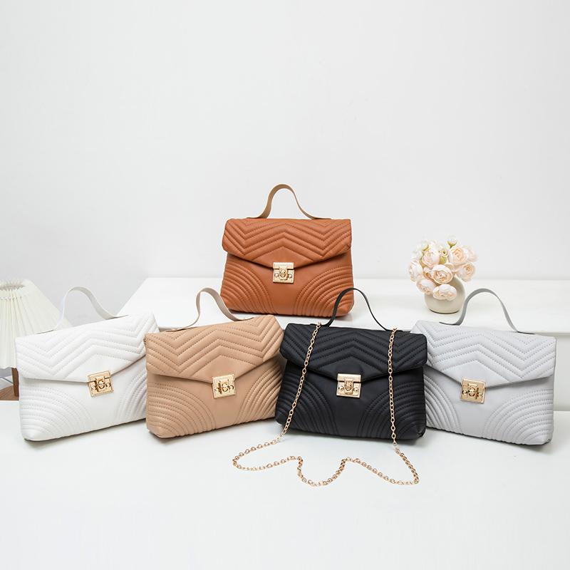 Women's One Shoulder Fashi Retro Small Square Bag Crossbody Handbags Minimalist Style Women's Chain Bag Suitable for Travel-ll