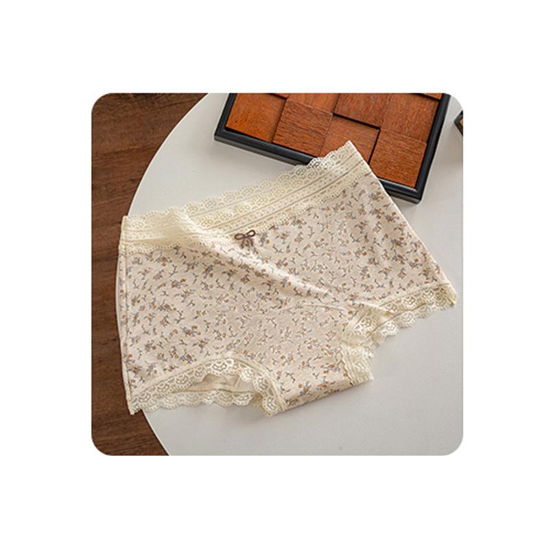 Ladies Spring and Autumn Lace Cotton 10A Antibacterial Cotton Long Crotch Waist Flat Angle Briefs