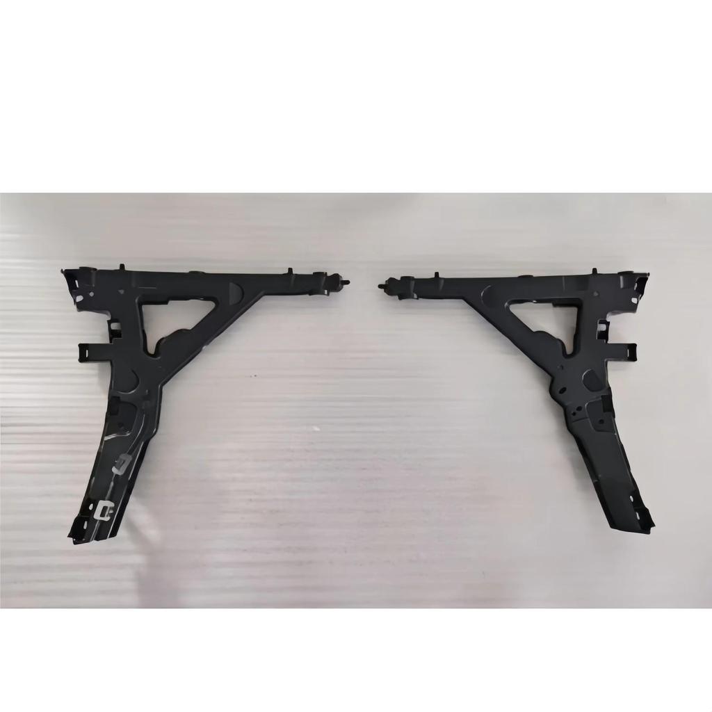 LR112658 and LR112657 Rear Bumper Mounting Brackets for Land Rover Range Rover Velar