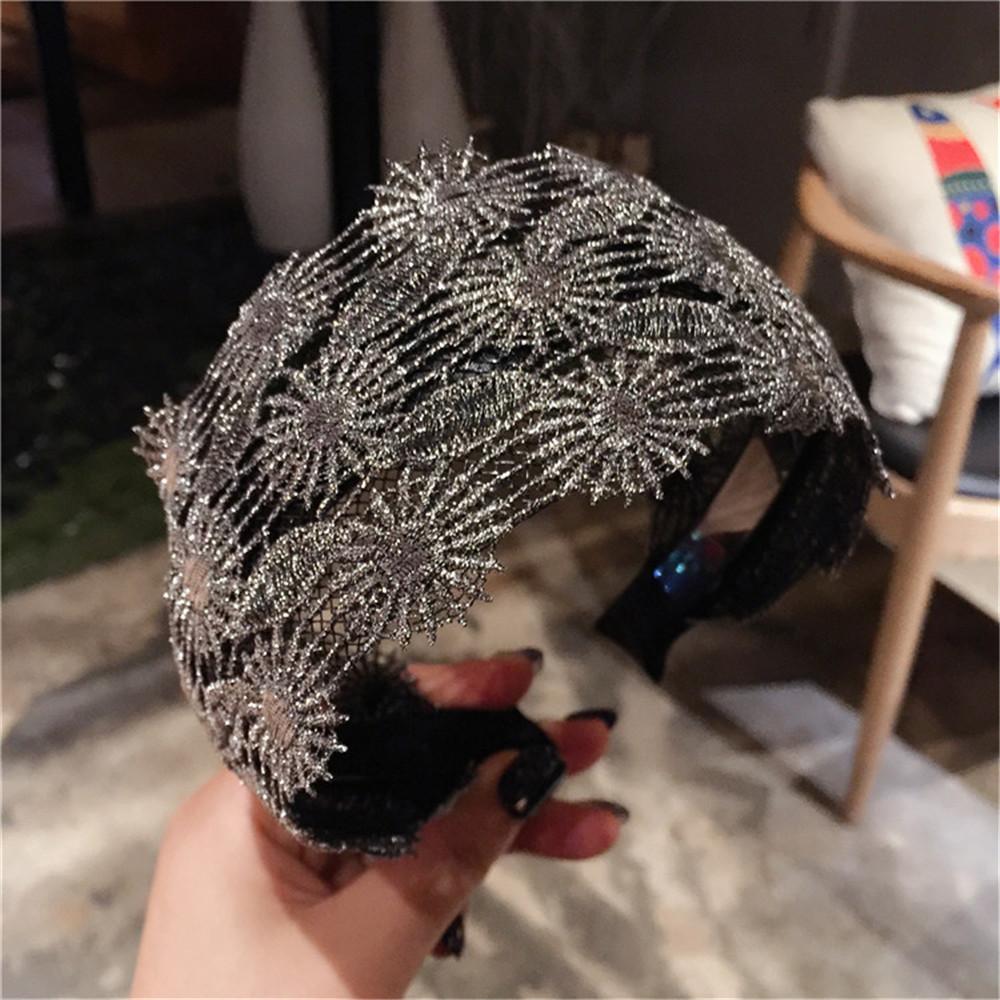 

Fashion Women Lace Hairbands Wide Hair Hoop No-slip Lady Flower Hollow Headbands with Teeth Elegant Female Hair Accessories Size fits all