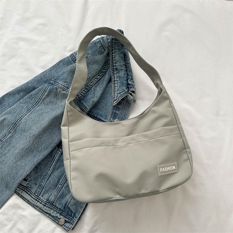 

Повседневная сумка через плечо для поездок на работу, новая осенняя сумка, женская сумка-тоут в стиле ретро, модная и стильная сумка Without pendant