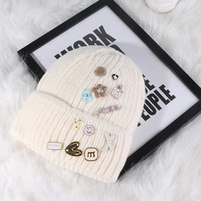 Korean version designer knitted hat children's sweet button face small wool hat autumn and winter bag head warm cold hat