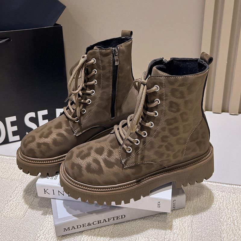 Large size leopard print Martin boots for women in the autumn and winter of 2025, new European and American wind medium tube thick-soled cotton boo