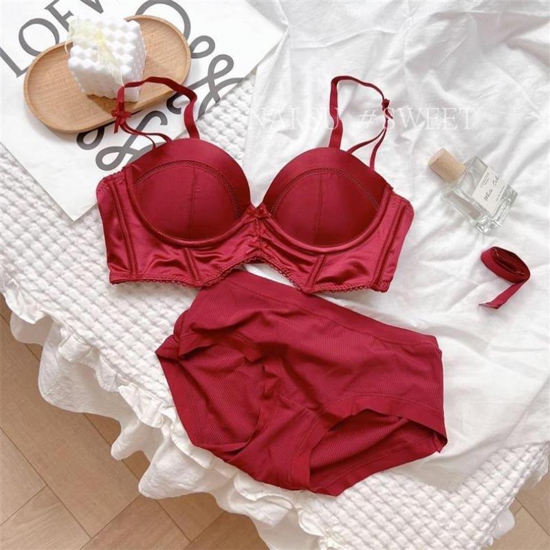 Pure Desire Girl Red Underwear Small Chest Push Up To Show Big Sexy Side Breasts Bra Set