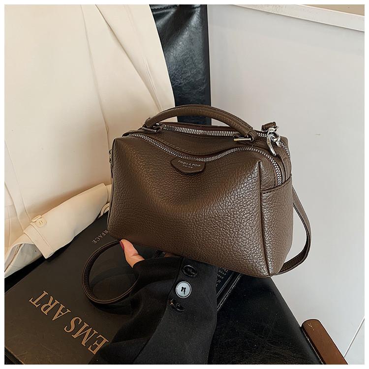 IELGY Retro Portable Pillow Bag Commuter Messenger Bag
