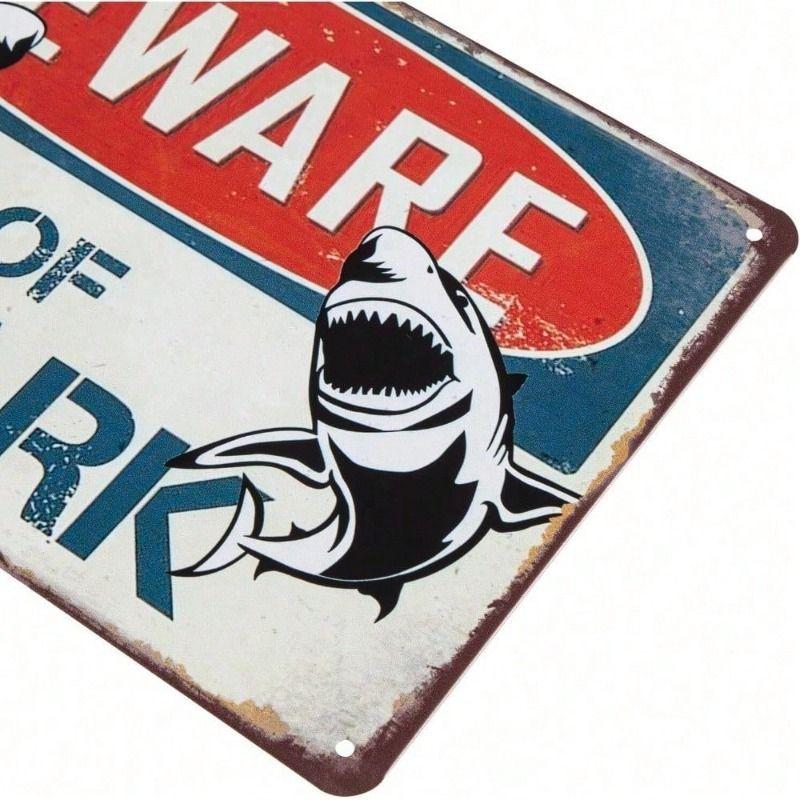 Vintage Metalowy Znak Ścienny Ostrzeżenie przed Rekinami Plaża Zamknięta Retro Wystrój Baru
