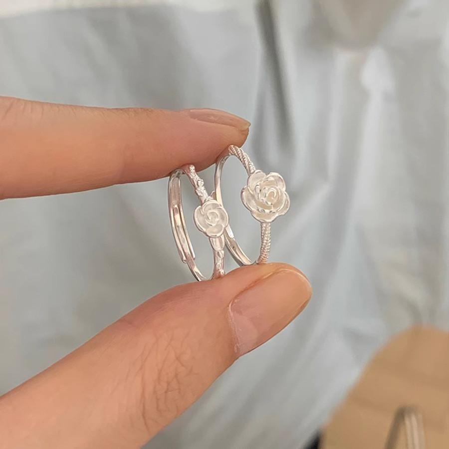 Chic Floral Adjustable Rose Ring For Women Perfect For Daily Wear And Fashion