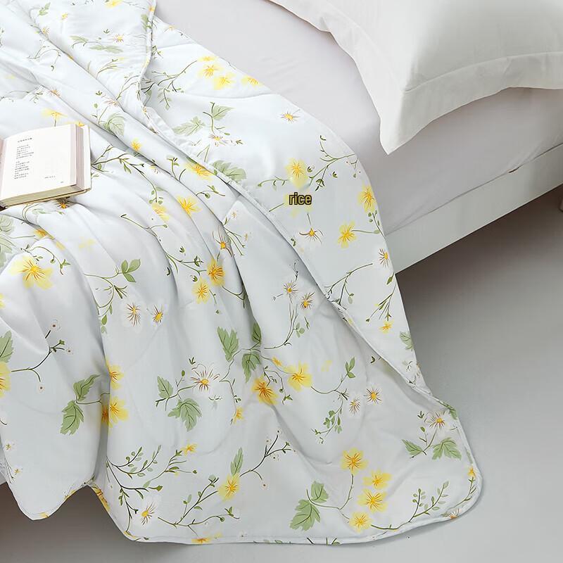 MENGJIE Dreamy Floral Summer Comforter