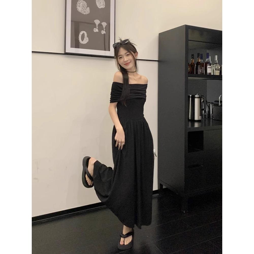 Summer new temperament pure shoulder sleeveless tube top dress women's Korean high-end feeling waist and thin long skirt