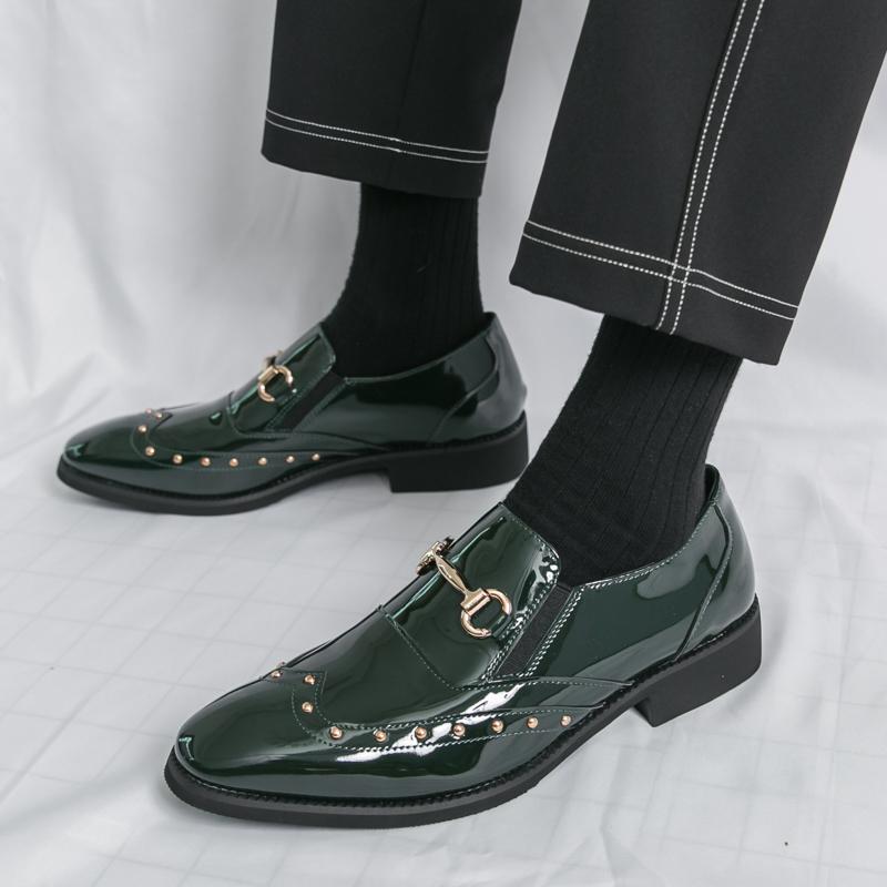 Britain Designer New Men's Pointed Rock Rivet Slip On Loafter Casual Dress Homecoming Shoes Male Formal Wedding Footwear