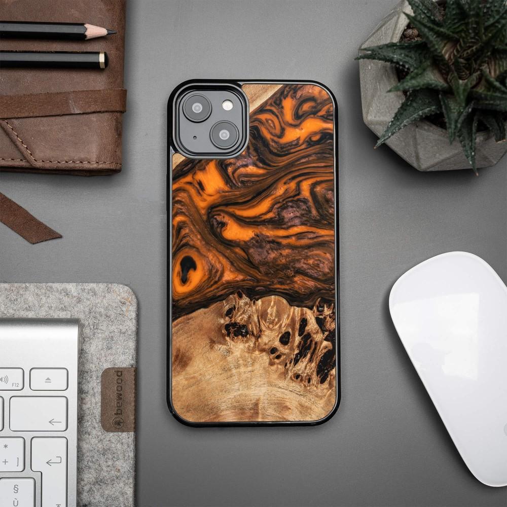 Bewood Unique case for iPhone 14 Plus - Orange