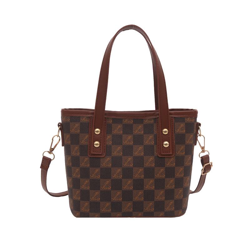 

Foreign style small bucket bag women s new versatile shoulder messenger bag highend vegetable basket handbag