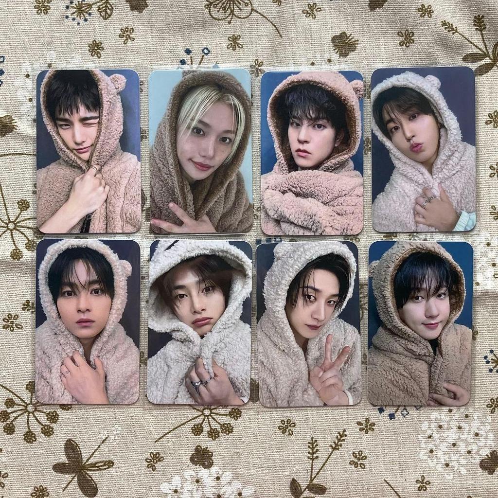[USED] StrayKids KARMA FANS Pre-list Purchase Bonus Trading Cards (8 Cards)