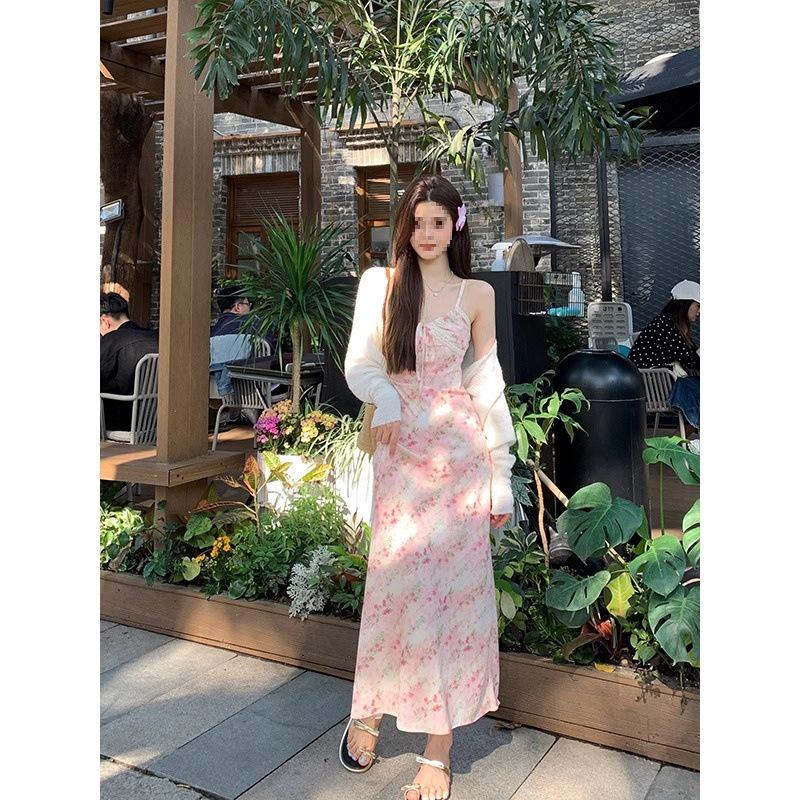 Damen French Hellrosa Geblümtes V-Ausschnitt Spaghettiträger Kleid – Elegant, Tailliert, Schlankmachend, Schnürung Resort Stil