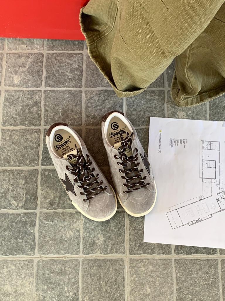 Cowhide stars old dirty shoes women's 2025 new thick-soled versatile casual sports board shoes Forrest Gump shoes women's shoes