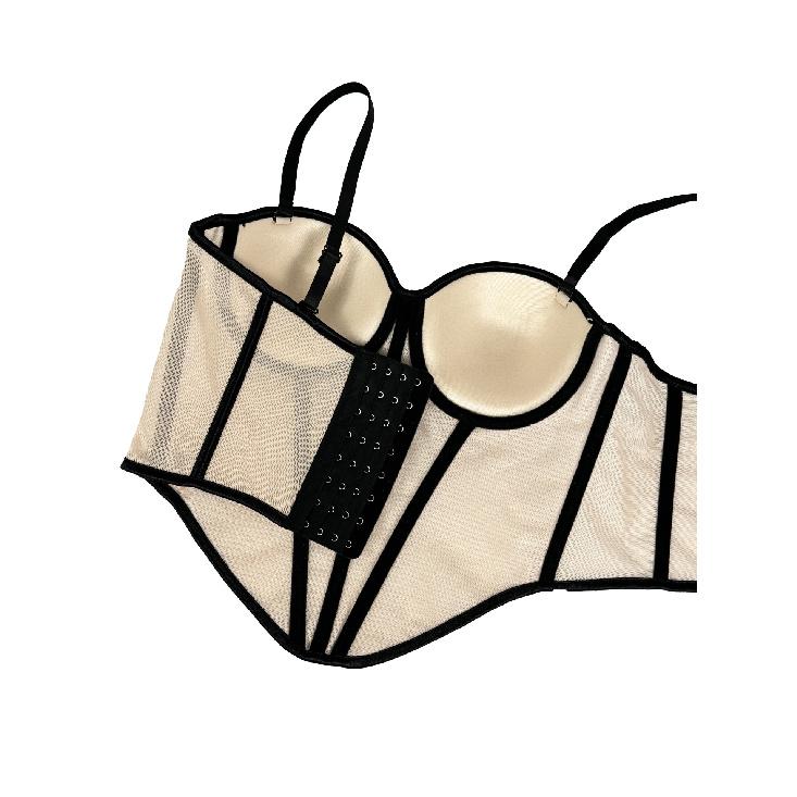 Gorsety, modna i elegancka odzież damska