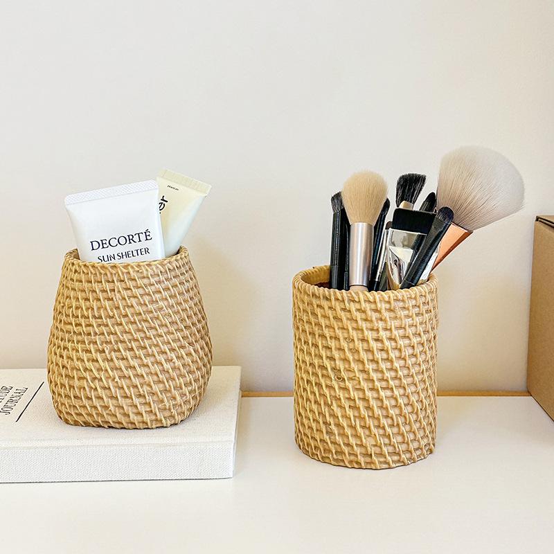 Simple Flower Arrangement Multifunctional Makeup Brush Storage Basket
