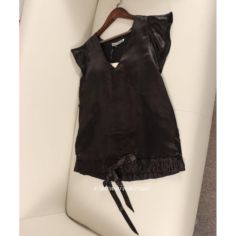 

24a381. Экспорт Экспортный заказ ~ 100% Шелковый креп-сатин V-образный вырез Атласная рубашка Black In Stock S