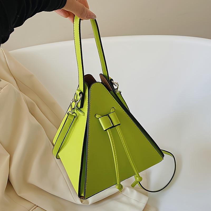 Sac à main géométrique pyramide haut de gamme de niche, Sac fourre-tout triangle élégant et polyvalent bandoulière/épaule, Cadeau multifonctionnel pour les amis