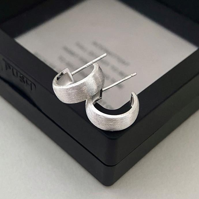 PONYKISS S Sterlingsilber Geometrisch C 5mm Gebürstet Breiter Bogen Steckerohrringe Für Damen Klassisch Fein Minimalistisch Schmuck