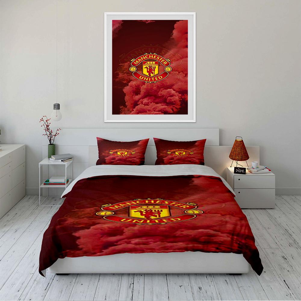 Manchester United Bedding Bedding Set (1 Duvet Cover, 2 Pillowcases, Duvet Not Included)