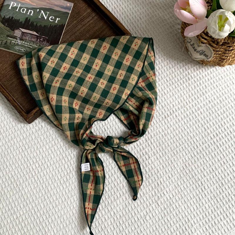 

Silk scarf high-end summer new neck protection triangle scarf scarf small scarf headscarf women s idyllic headband tied hair