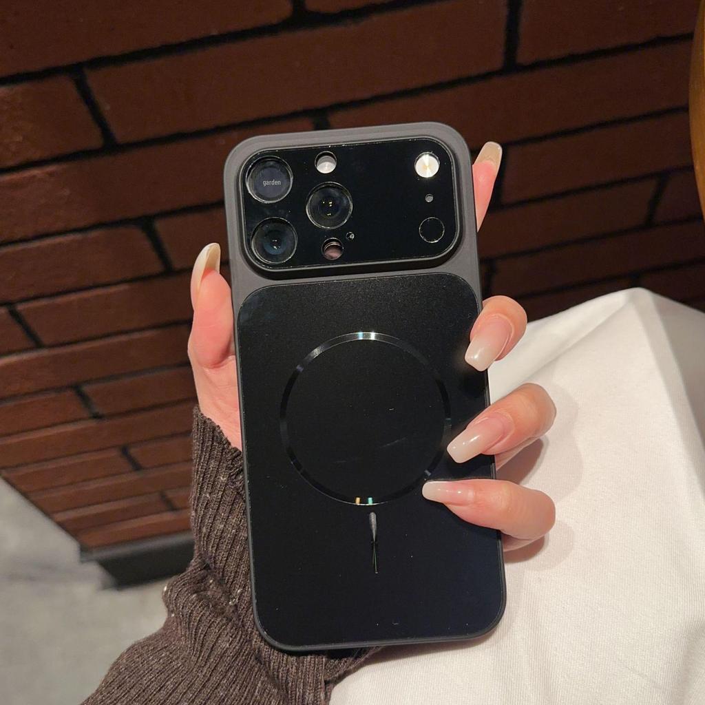 17-Window Magnetic Acrylic Case for Apple 14/15/16/17 Pro Max – Full Protection