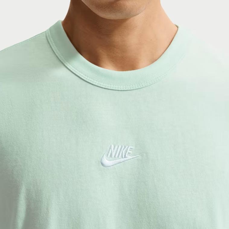Nike Sportbekleidung Premium Essentials Pullover Weiches Besticktes T-Shirt Herren Oberteile IH1122-394