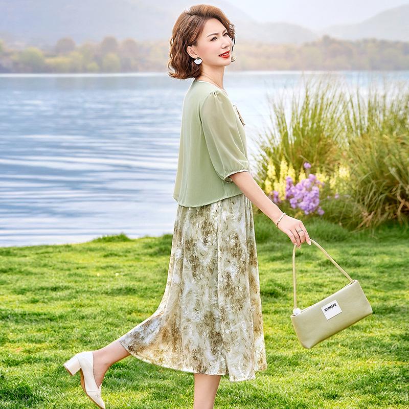 Elegant Summer Chiffon Dress for Middle-Aged Women - New Chinese Style Fashion
