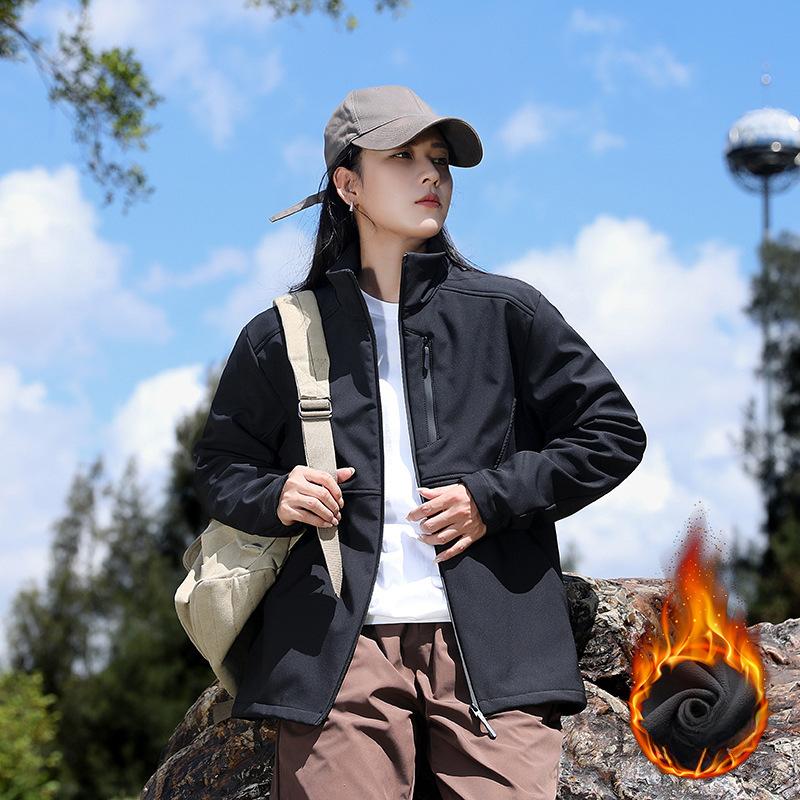 Soft Shell Jacket for Men and Women In Autumn and Winter Plus Velvet Thickened Thermal Jacket for Loose Couples