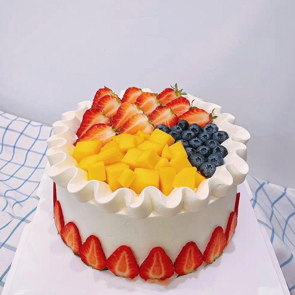Simulated Birthday Cake Model Crafts Fake Fruit Cake Mold Decoration Shop Window Sample Display Home Ornaments Photography Props