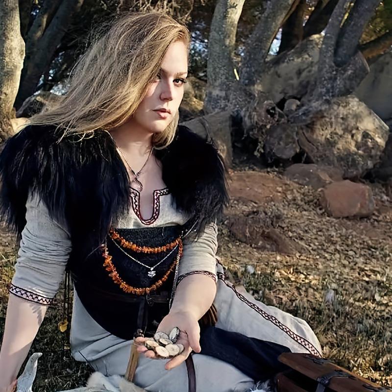 Fur Collar Winter Clothing Warrior Cloak Viking Queen Shawl Elegant Faux Fur Shawl