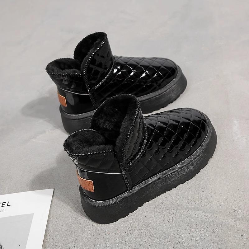 Snow Boots Women's 2025 New Foreign-style Short Boots Thickened Snow Cotton Shoes Winter Warm Velvet Bread Shoes