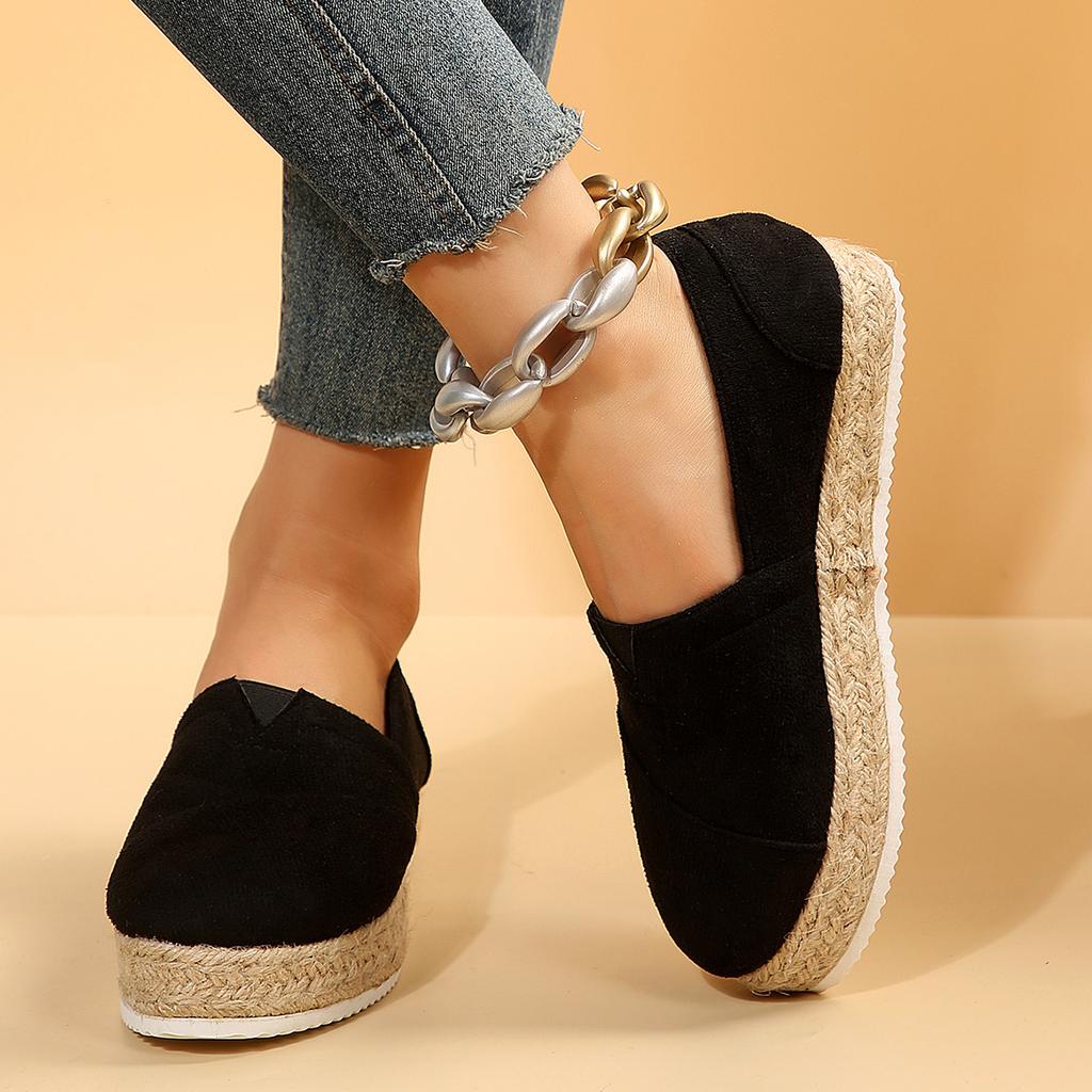 Women Sneakers Stylish and Trendy Footwear Fashion Sneakers Comfortable Forward Loafers Shoes Casual Slip Grass Shoes for Women