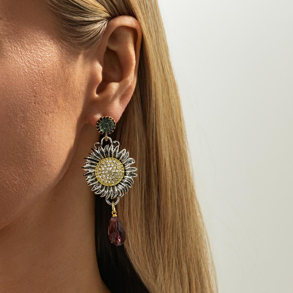 Ingemark Trendy Exquisite Crystal Daisy Flower Drop Earrings Women Retro Geometry Acrylic Piercing Dangle Earring New Jewelry