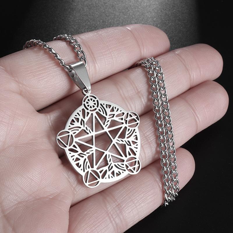 Stainless Steel Five-pointed Star Pendant Necklace, Moon and Star Witchcraft Necklace, Magical Men and Women Accessories серебряный