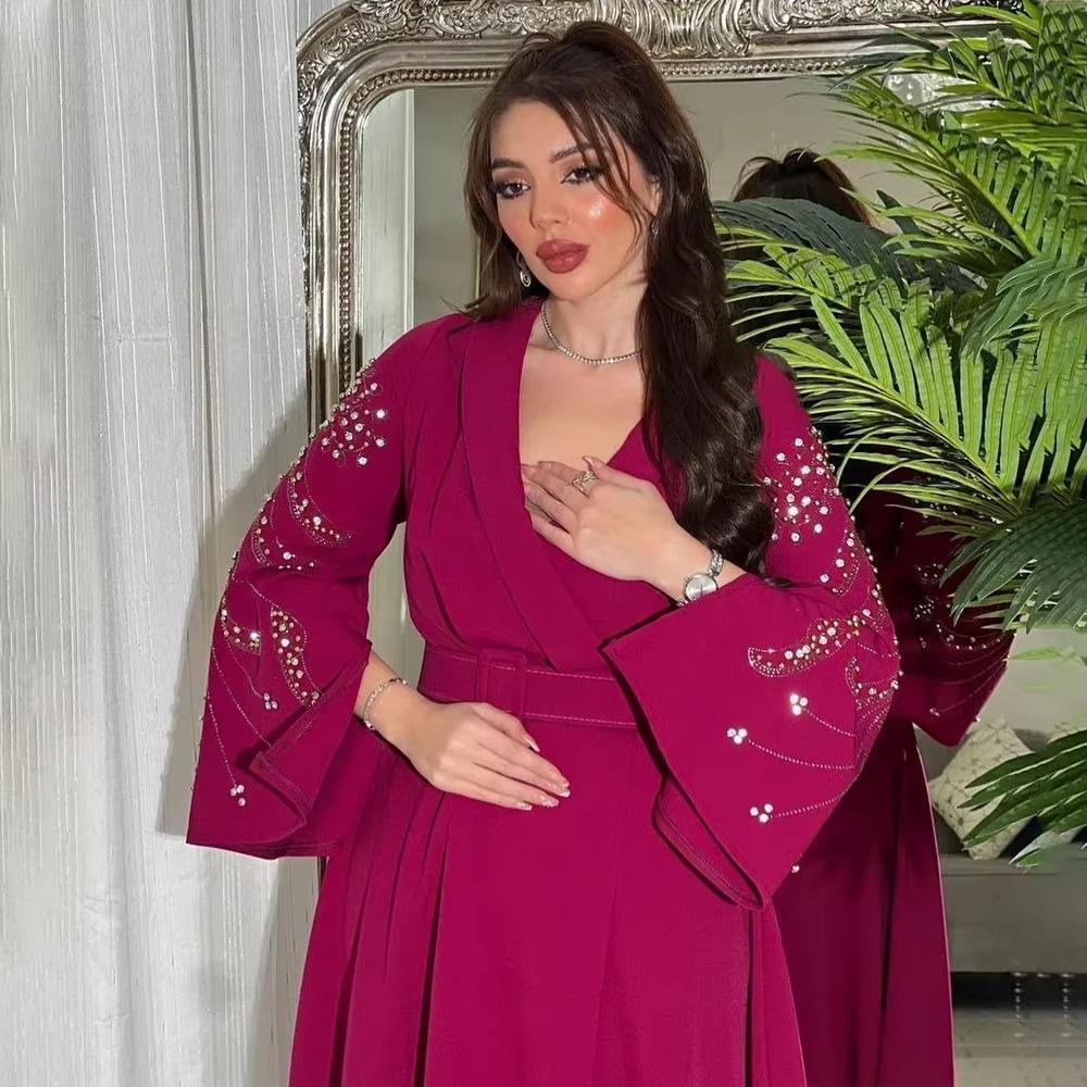 2024 Herbst Strassgürtelkleid Robe für Frauen aus dem Nahen Osten