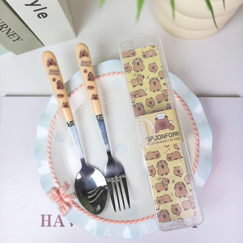 Přenosný kreslený kapybara nerezový příbor dvoudílná sada vidlička lžíce studentské jídelní sady kuchyňské nádobí