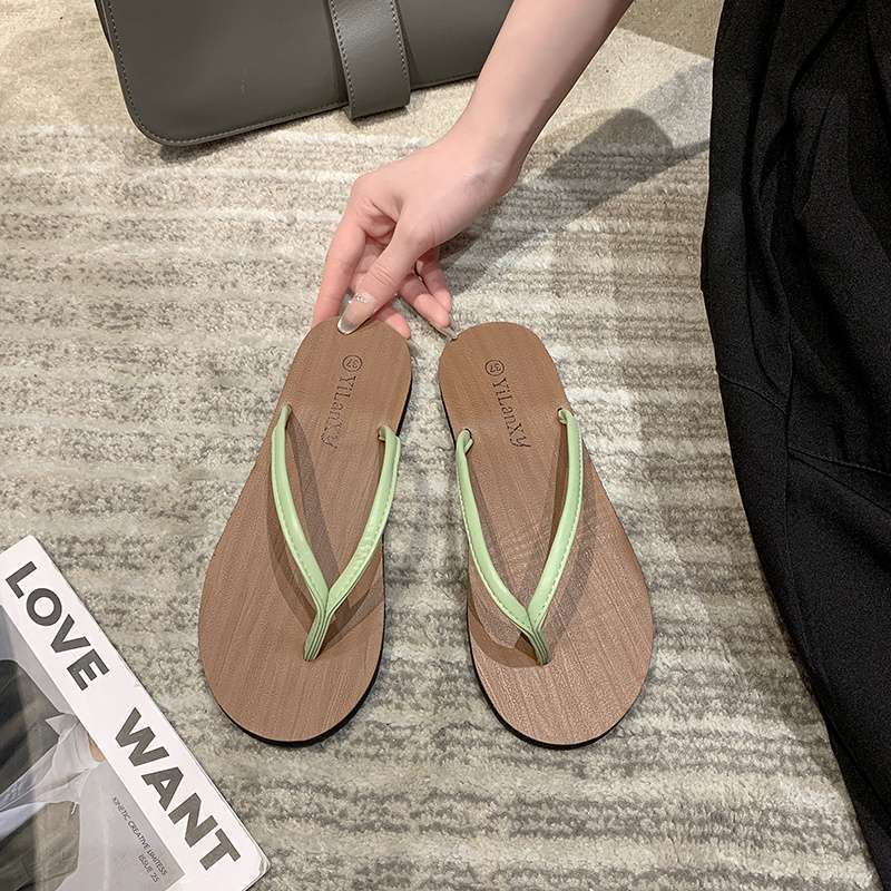 

Slippers women s summer outer wear 2025 new flip-flops fashionable versatile ins trendy cool slippers flat bottom pinch 40 зелёный