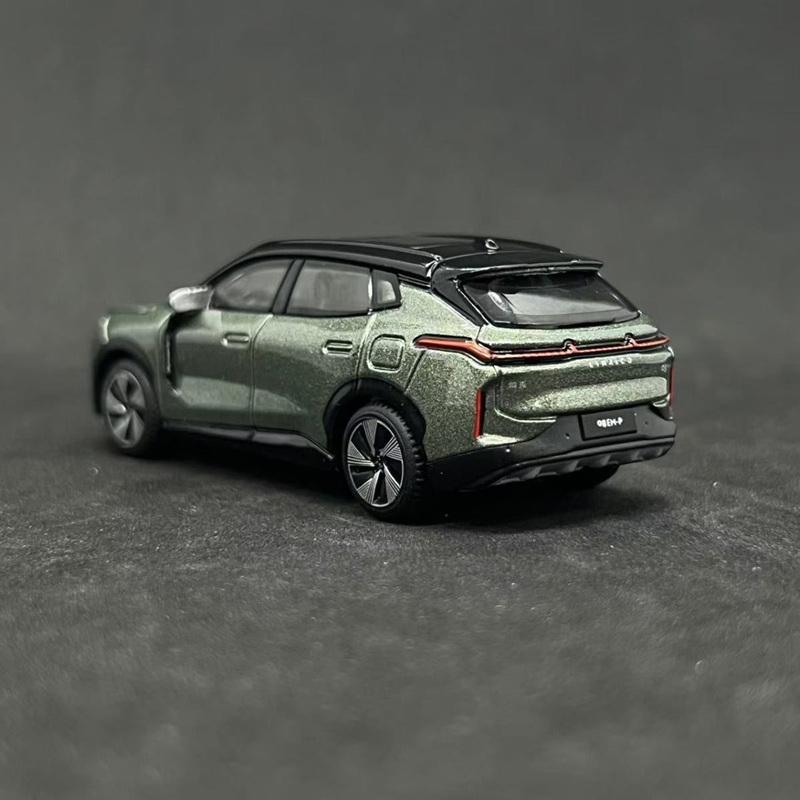 Bburago 1:64 LYNK&CO 08 EM-P SUV Alloy Car Model Diecast Metal Toy New Energy Vehicles Car Model Simulation Collection Kids Gift
