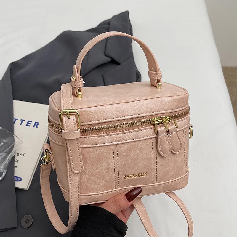 Diesjähriger beliebter Nischen-Modetrend Temperament tragbare Box-Tasche Koreanische Pendler vielseitig hoher Sinn Umhängetasche Damen