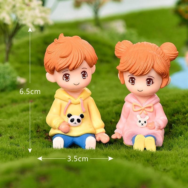 Sweety Lover Couple Chair Figurines Miniatures Fairy Garden Home Decor Desk Garden Decorative Craft Resin Craft Scene Decoration