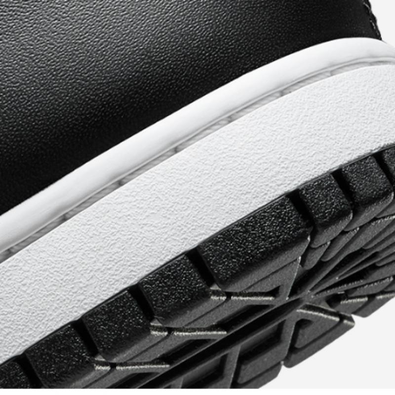 Nike Dunk High Retro  105 