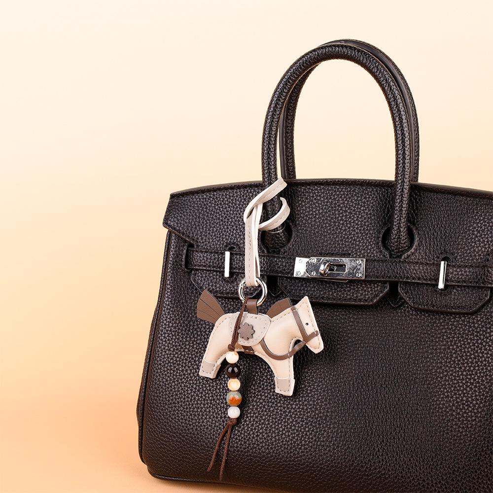 3D Trendy Designer PU Leather Rocking Horse Keychain Pony Horse Pendant Decoration For Ladies Bag Keyring Charm Accessories