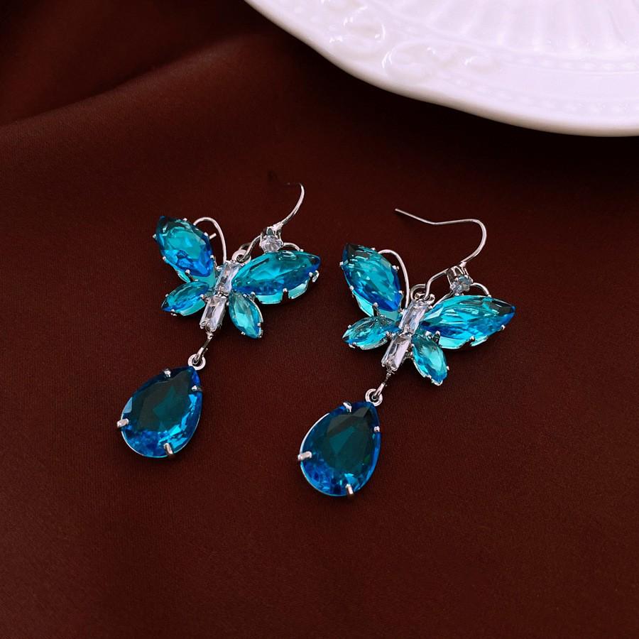 Silbernadel Wassertropfen Zirkonia Anhänger Halskette & Ohrringe Schmuckset - Französischer Hofstil, Leichter Luxus, Vielseitige Pulloverkette.